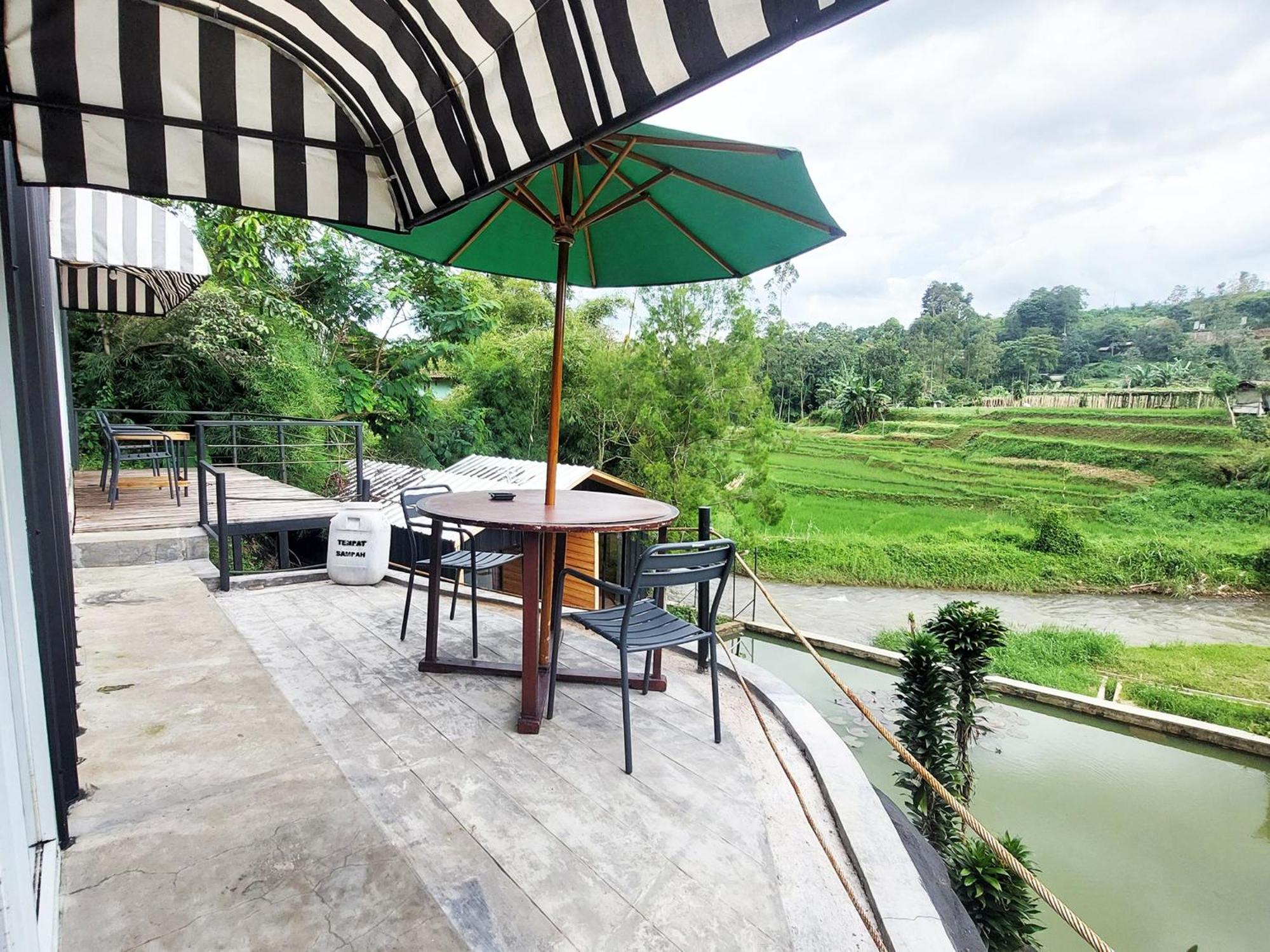Shine River Ciwidey Exterior foto