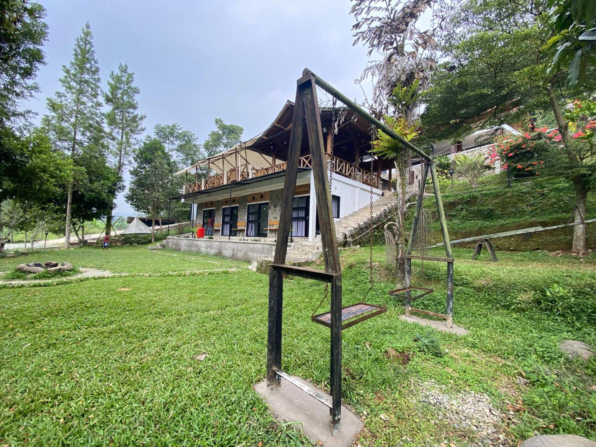 Shine River Ciwidey Exterior foto