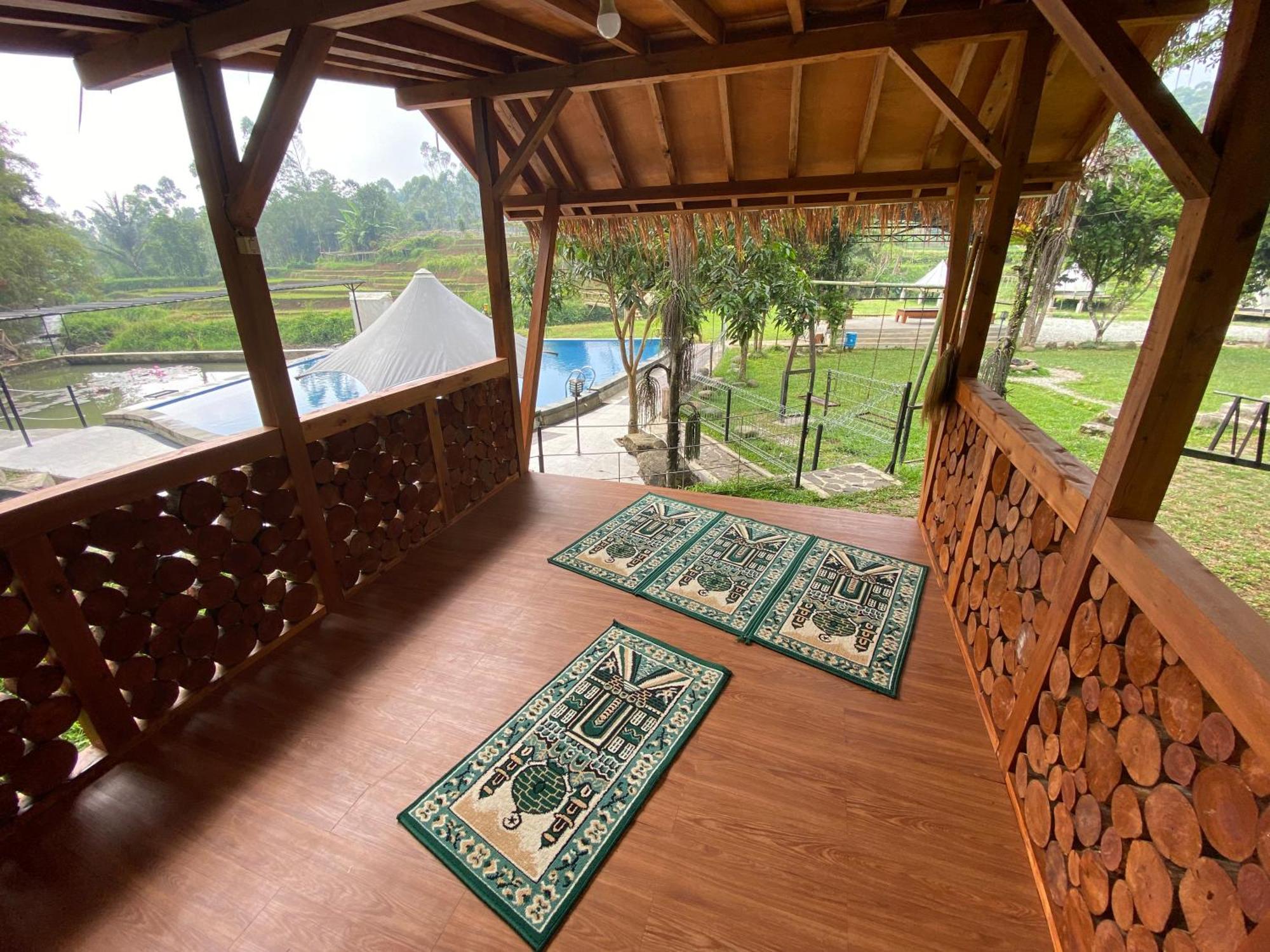 Shine River Ciwidey Exterior foto