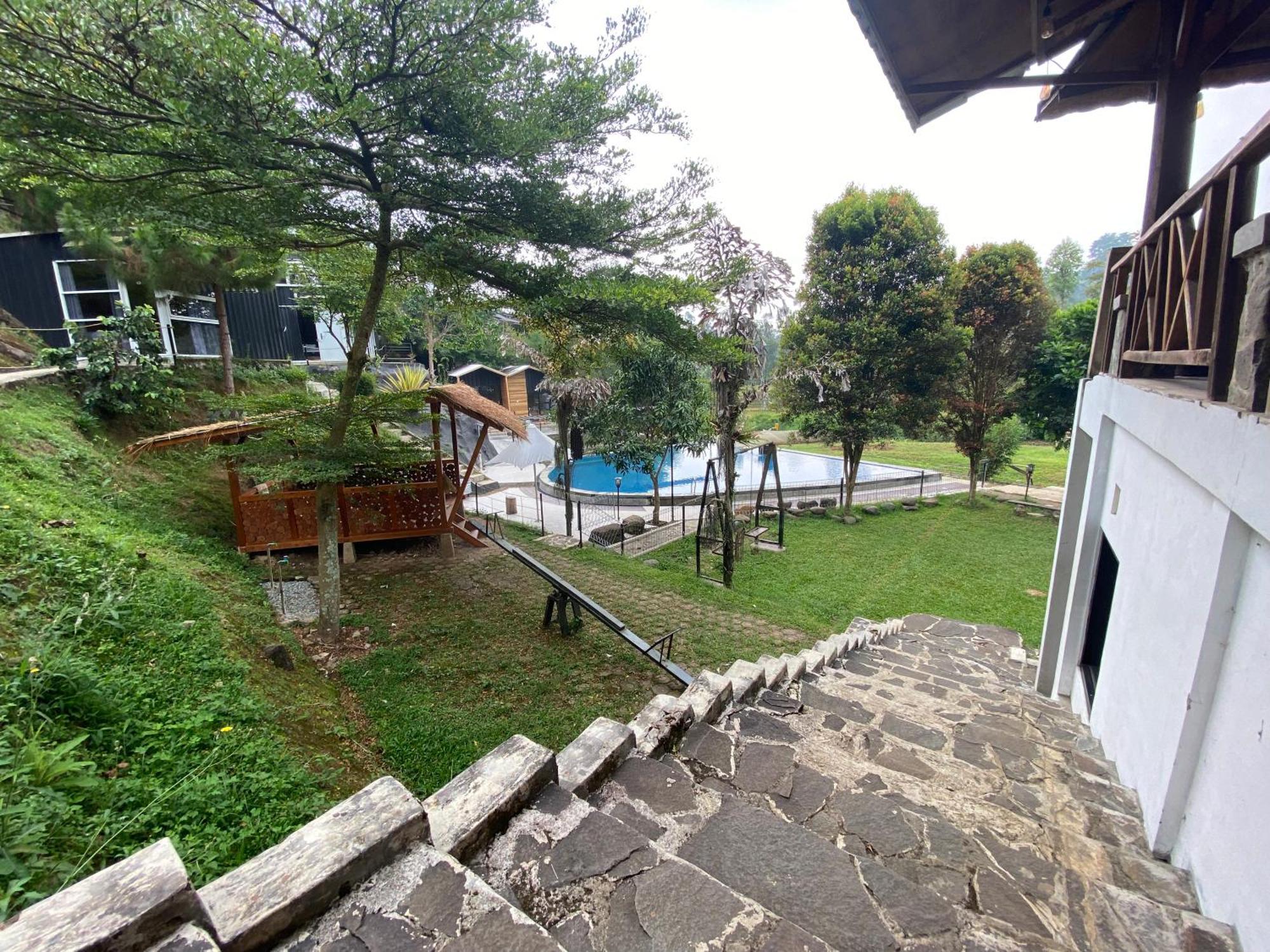 Shine River Ciwidey Exterior foto