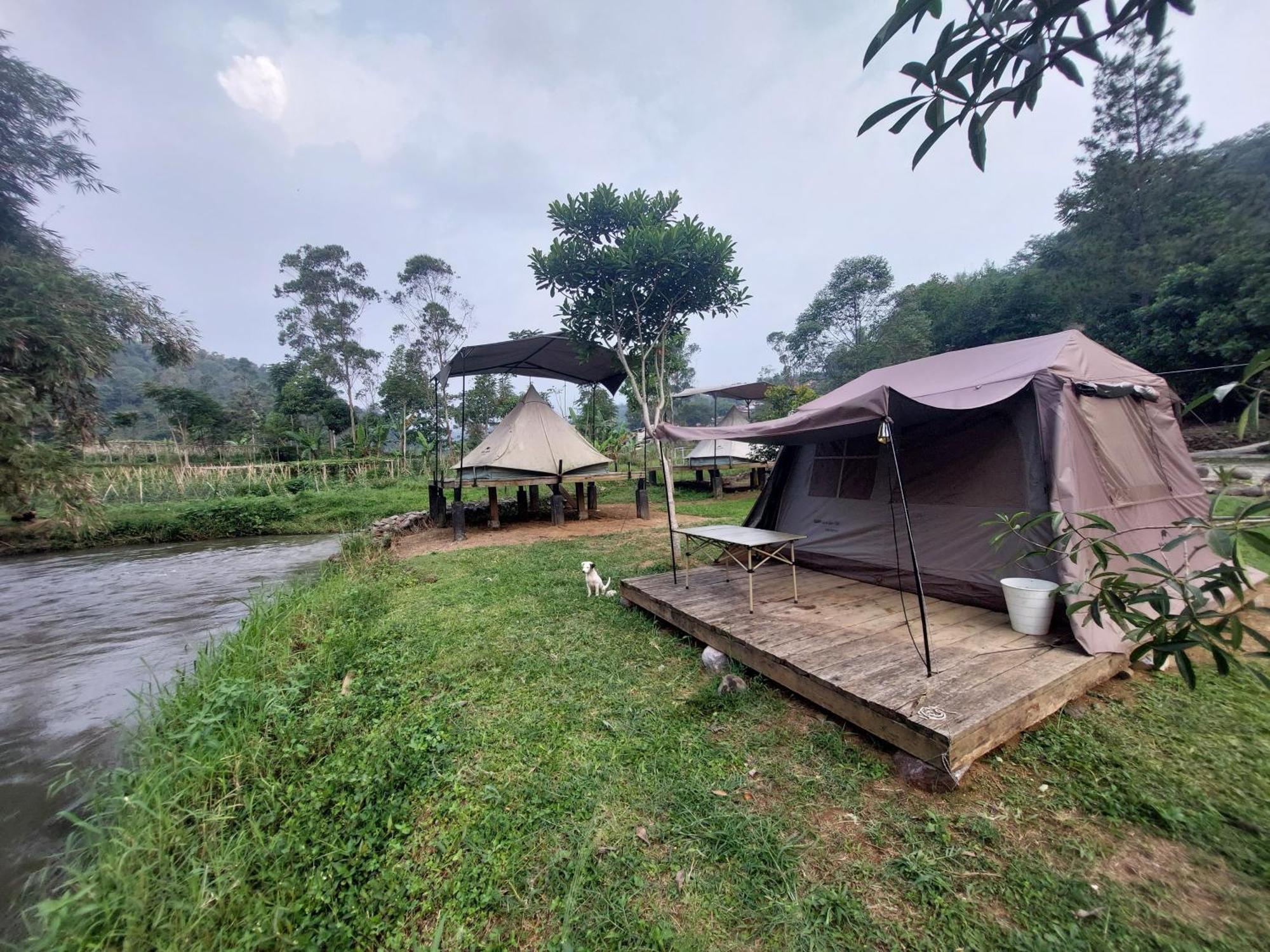Shine River Ciwidey Exterior foto